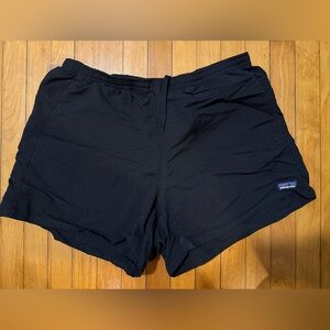 Black Patagonia Baggies women’s lg